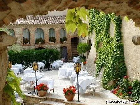 Le Domaine Du Colombier 